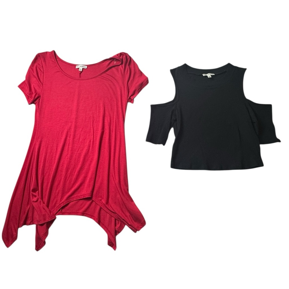 Zenana Outfitters Red and Black Short Sleeve Tops